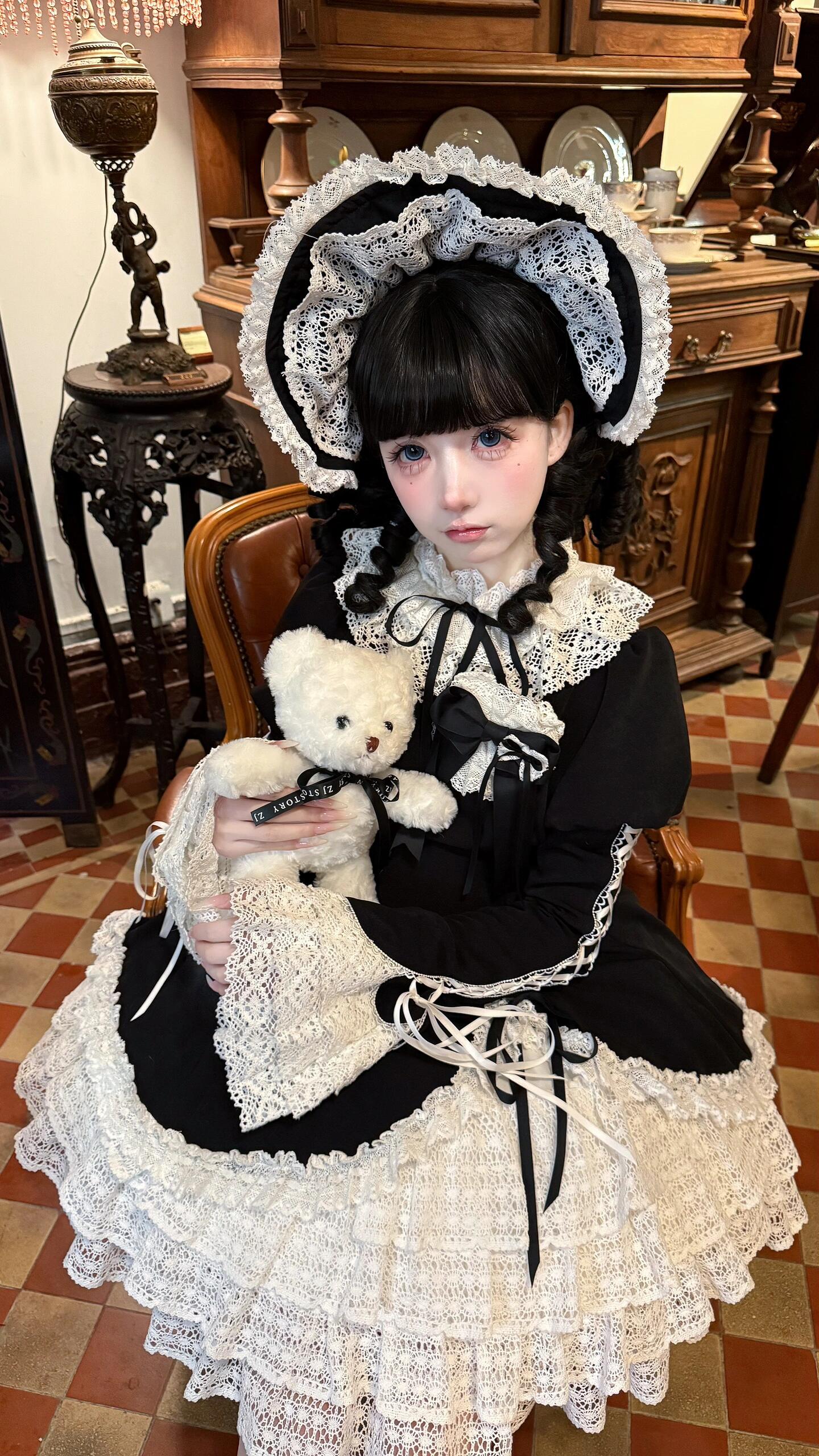 Victorian Lace Doll Ensemble (Black & Ivory)