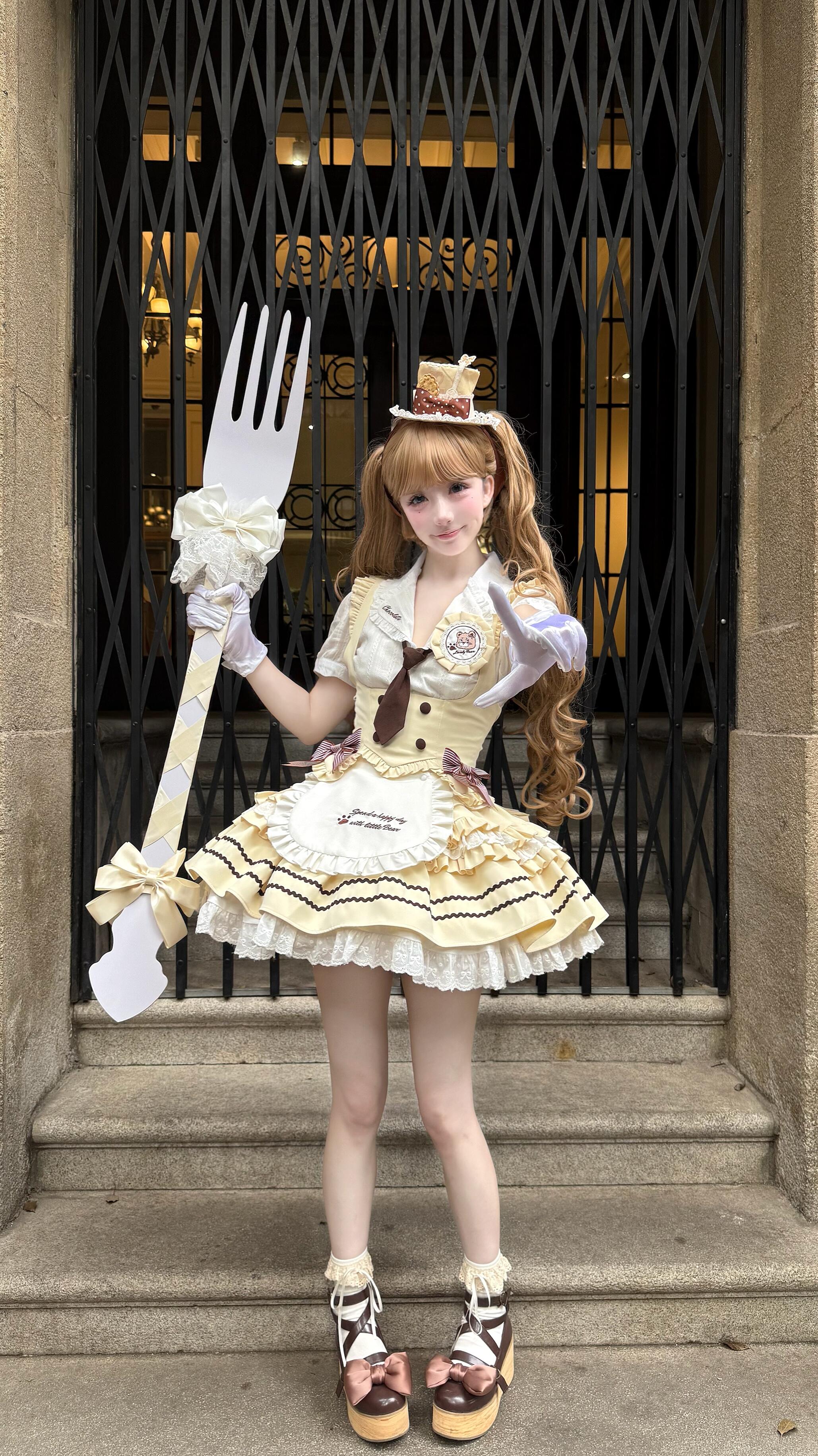 Vanilla Bear Tea Doll JSK Set