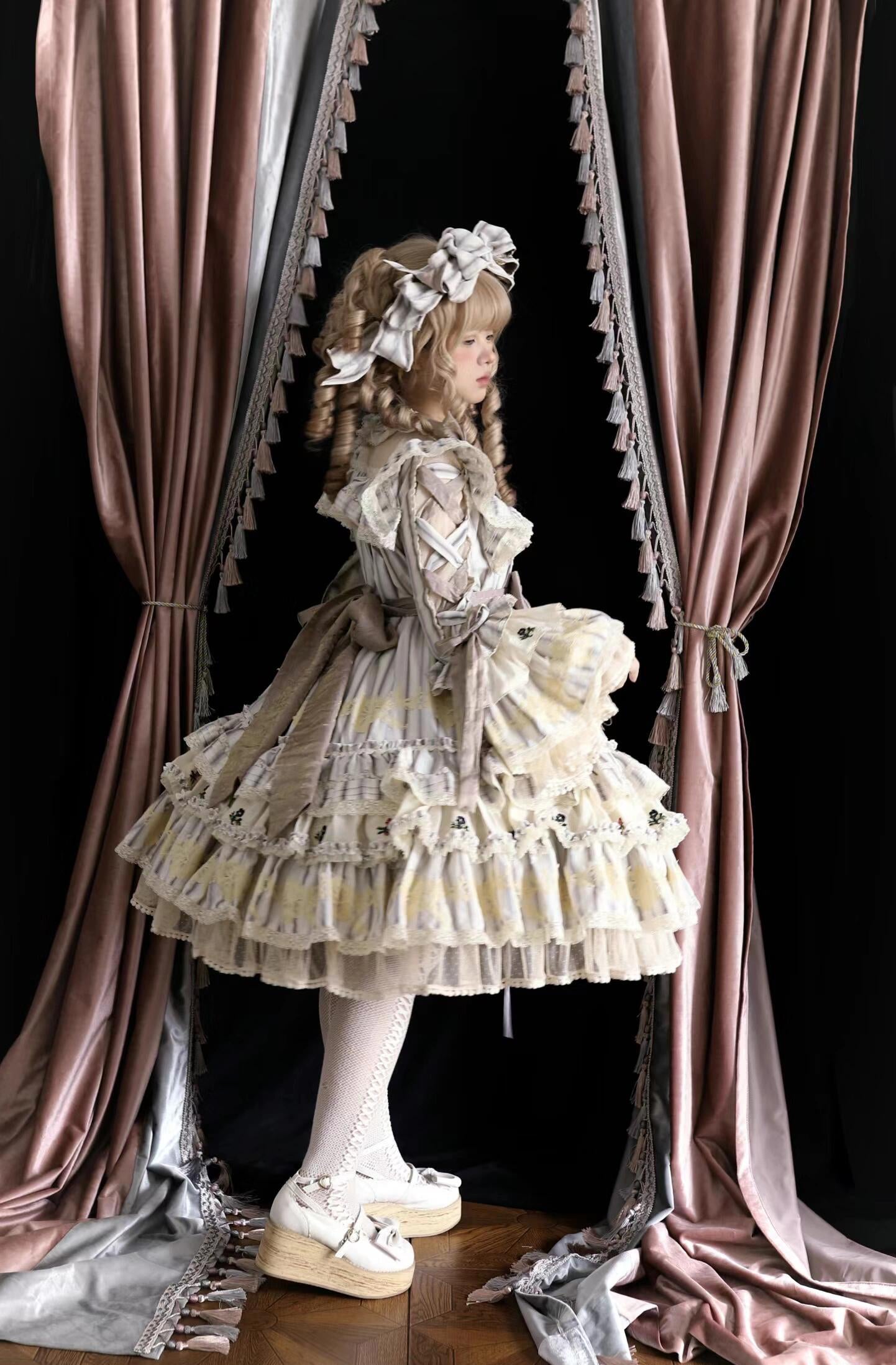 Sukuroi Exclusive - Striped Lace Manor OP Dress