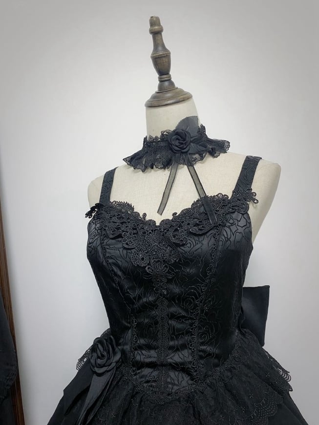 Clearance-Size L for Bust 90-105CM Black Rose Handkerchief Hem Lace Applique Gothic Dress - Sukuroi