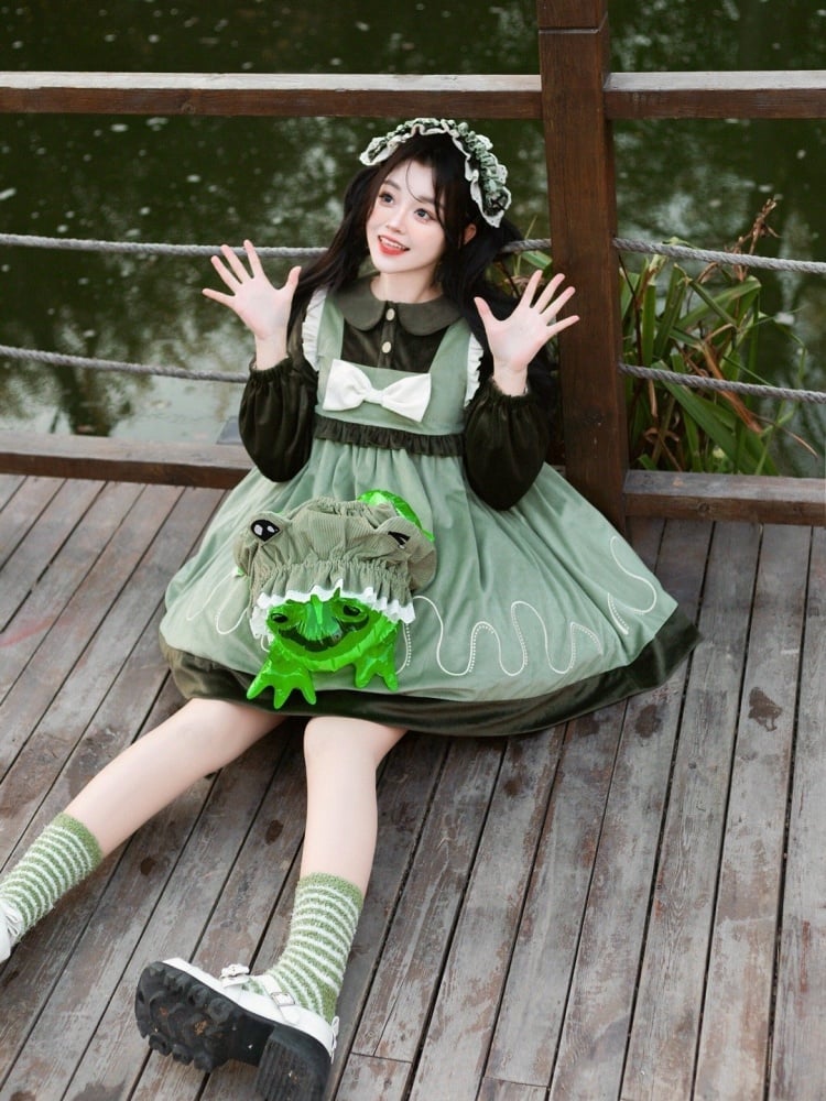 Clearance-Size S for Bust 90cm Green Jumping Frog Embroidery Dress Peter Pan Collar Fake-two Pieces Design - Sukuroi