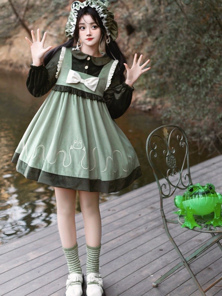 Clearance-Size S for Bust 90cm Green Jumping Frog Embroidery Dress Peter Pan Collar Fake-two Pieces Design - Sukuroi