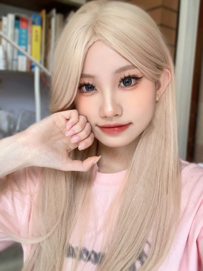 Blonde Long Wavy Wig and Long Straight Wig Set