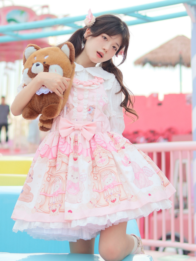 White Peter Pan Collar Shirt / Pink Teddy High Waist Overalls