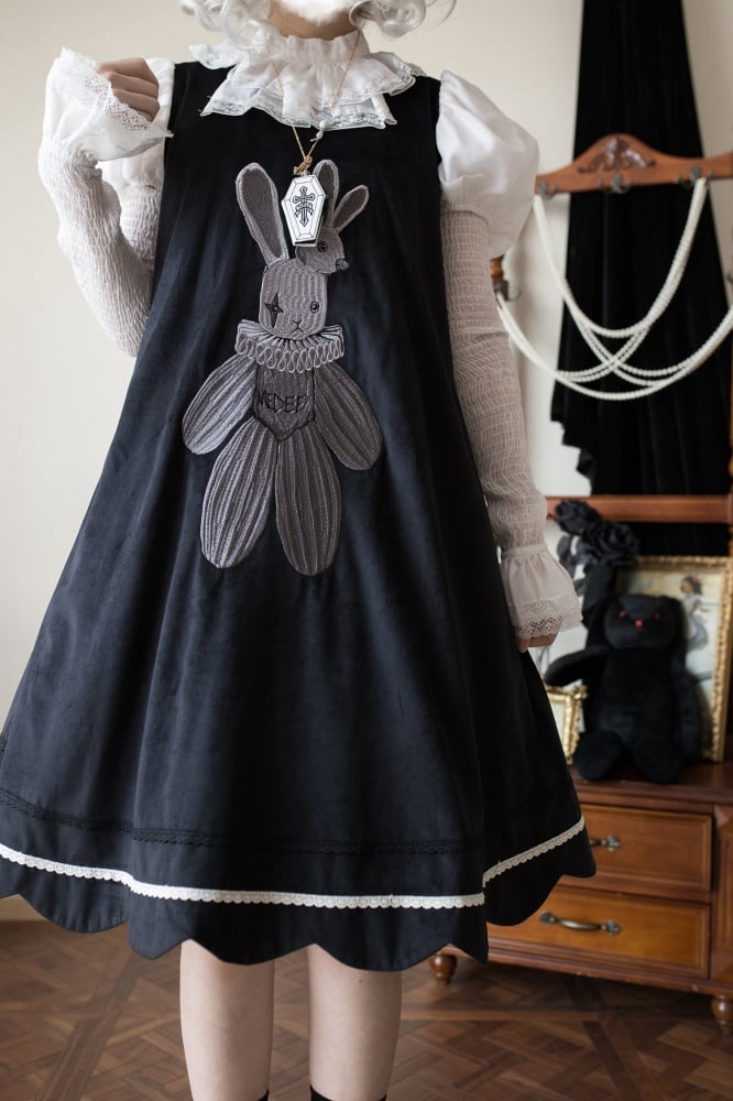 Black Velvet Bunny Embroidery Scallop Trim Hemline Jumper Skirt - Sukuroi