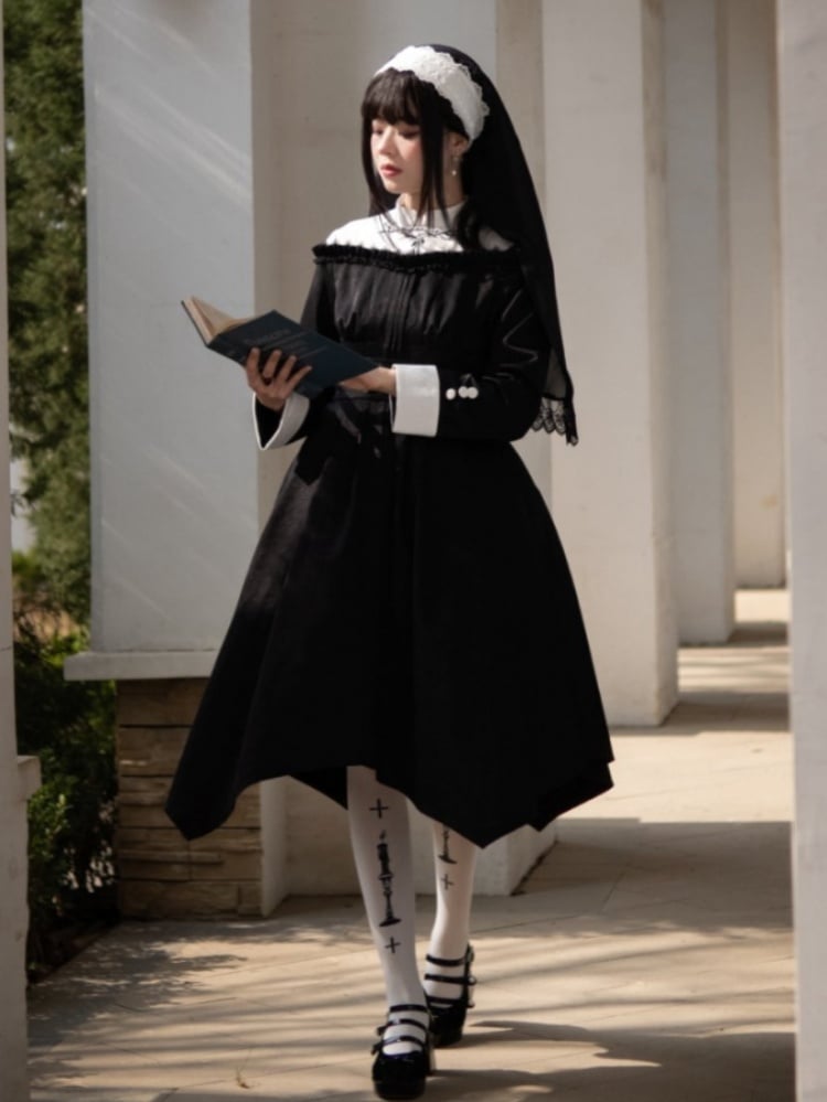 Embroidery Banded Collar Black and White Nun One Piece