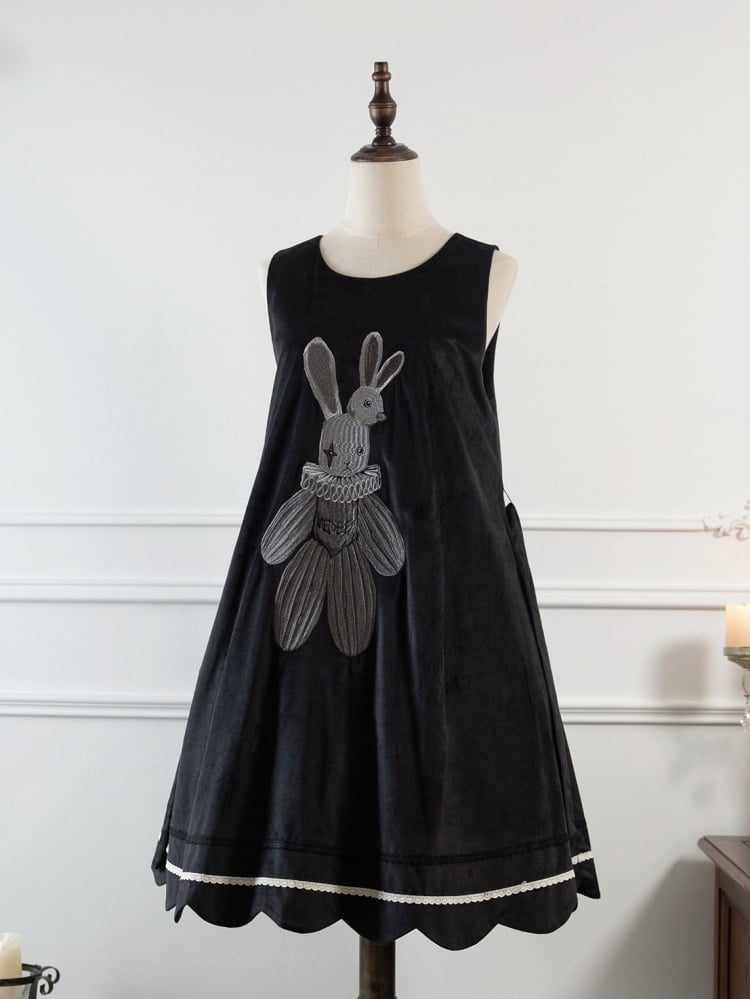 Black Velvet Bunny Embroidery Scallop Trim Hemline Jumper Skirt - Sukuroi