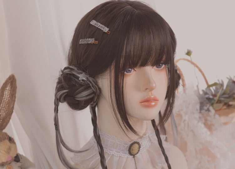 Silver Gray Highlights Long Straight Synthetic Wig