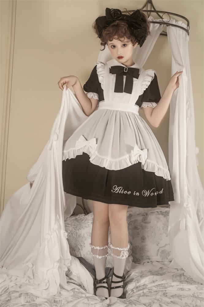 Alice in Wonderland Black Maid Dress with White Apron