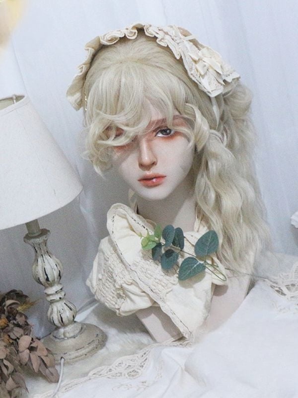 Countess Beige Long Wavy Wig